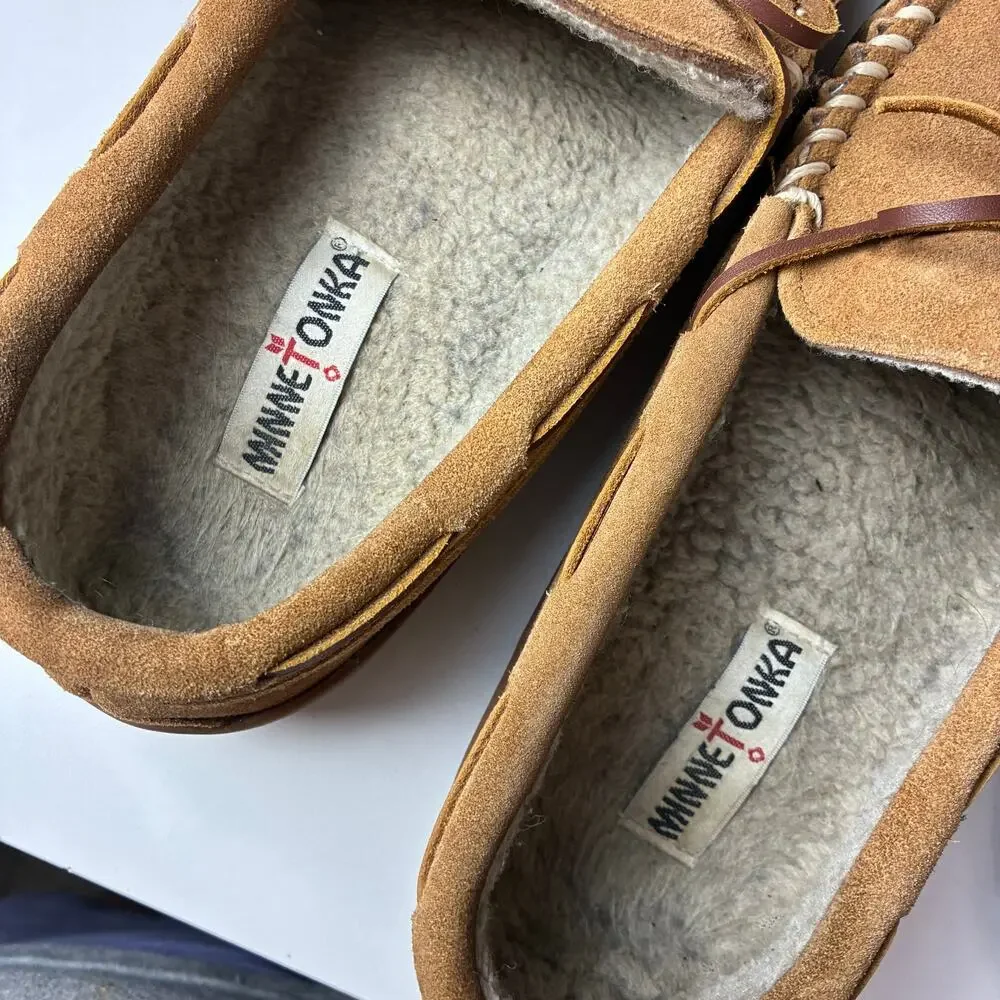 Minnetonka Moccasin Slipper Shoes Men Size 9 Chestnut Leather Slip On READ